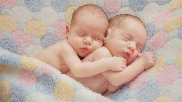 embarazo-gemelos
